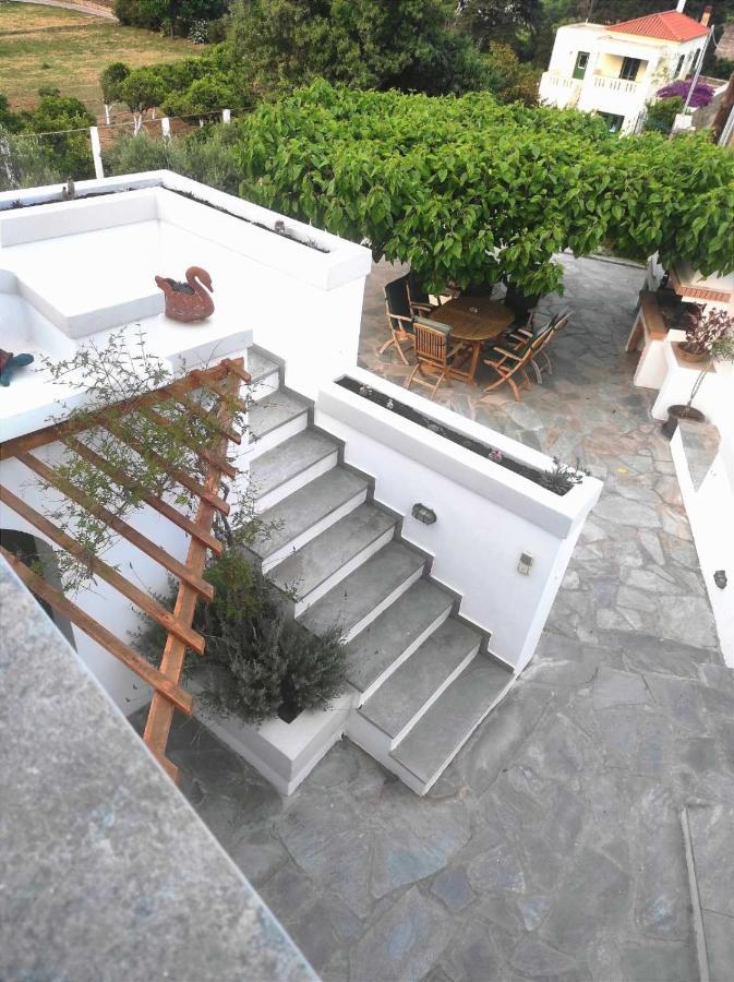 Вилла Stellinas Pretty House Андрос Экстерьер фото